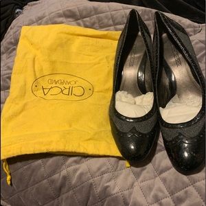 Joan and David pumps